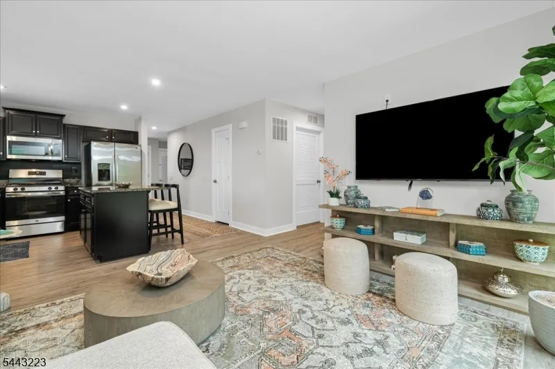 49 Coventry Rd Hardyston, NJ 07419