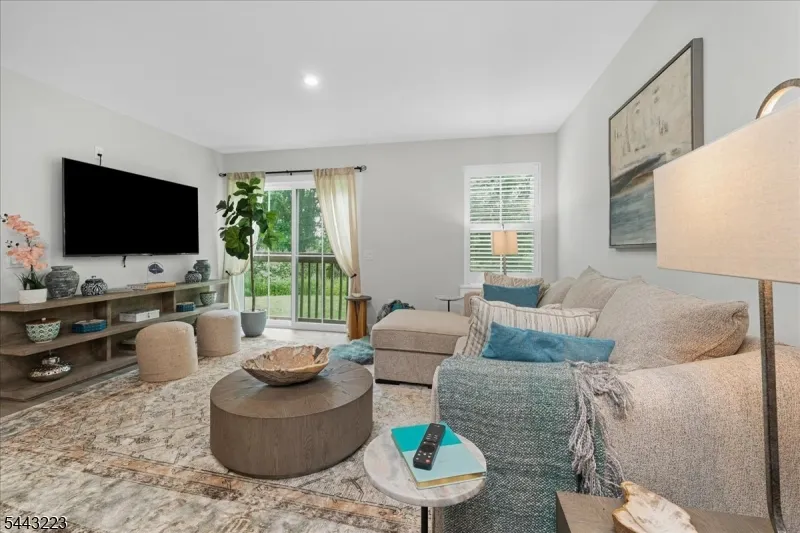 49 Coventry Rd Hardyston, NJ 07419