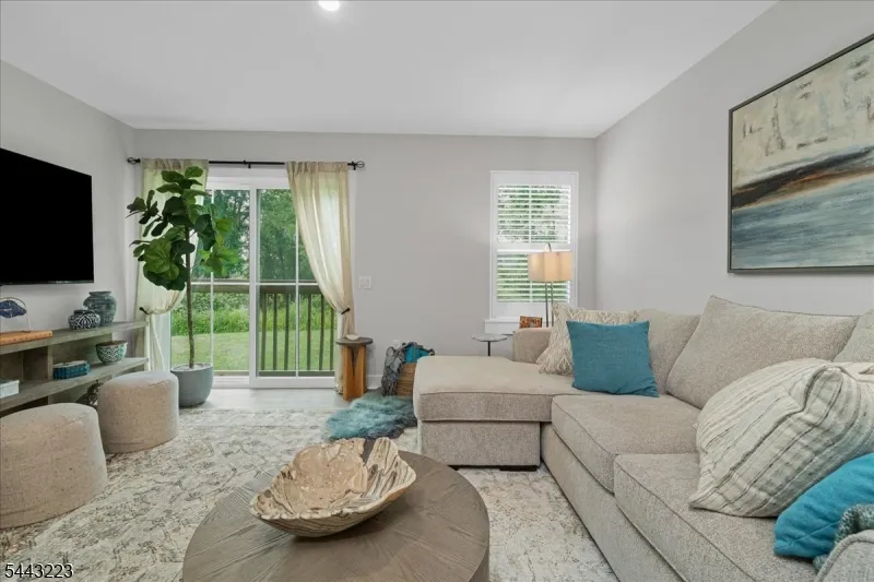 49 Coventry Rd Hardyston, NJ 07419