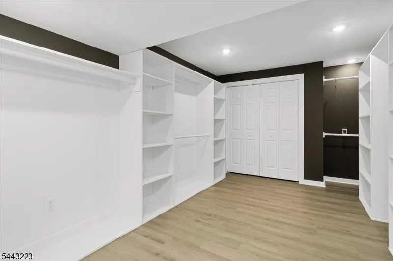 49 Coventry Rd Hardyston, NJ 07419