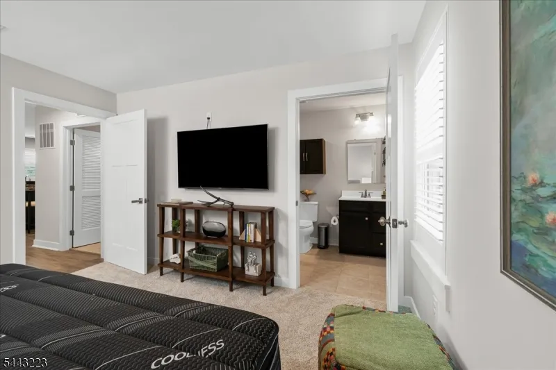 49 Coventry Rd Hardyston, NJ 07419