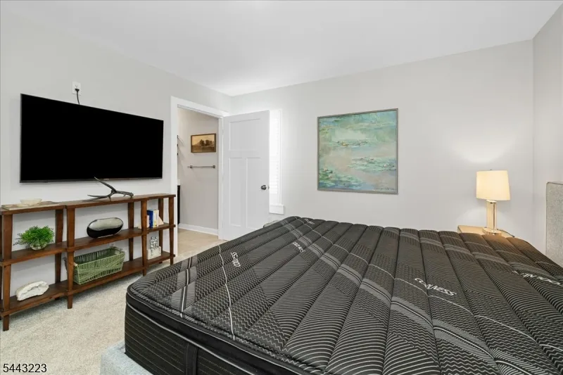 49 Coventry Rd Hardyston, NJ 07419