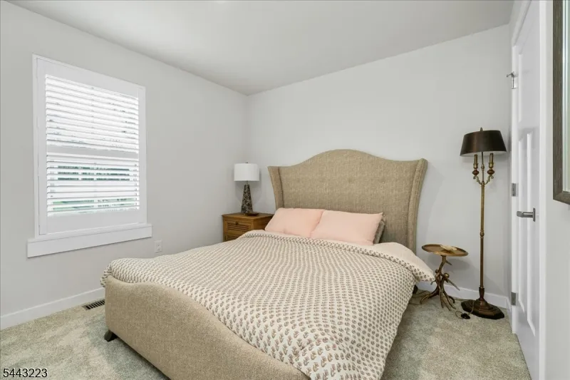 49 Coventry Rd Hardyston, NJ 07419
