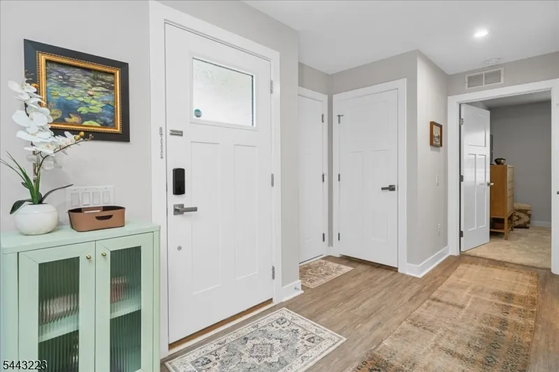 49 Coventry Rd Hardyston, NJ 07419