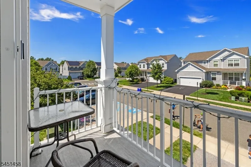 1 Passe Ct Hillsborough, NJ 08844