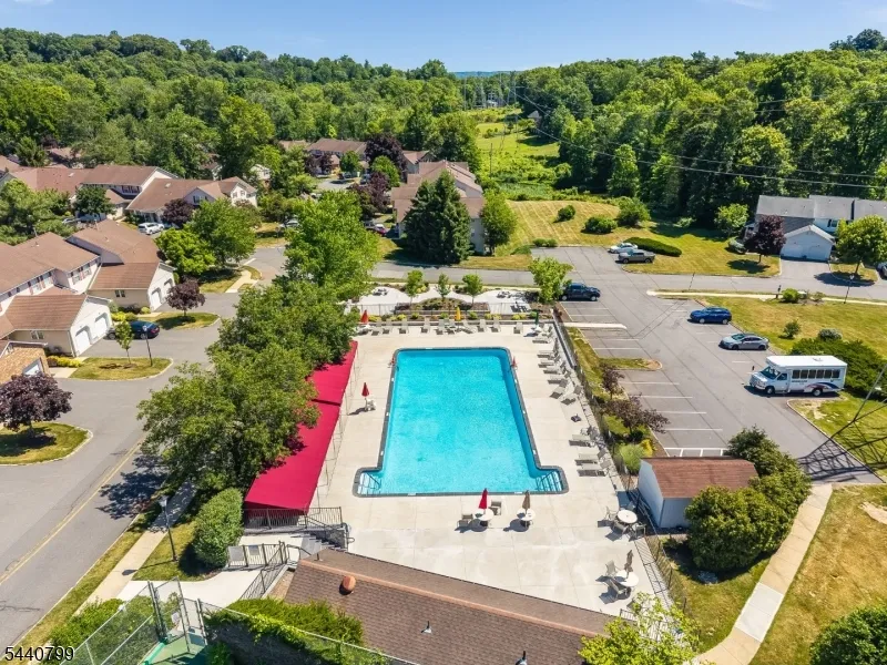 15 Kensington Rd #G Unit G Chatham, NJ 07928