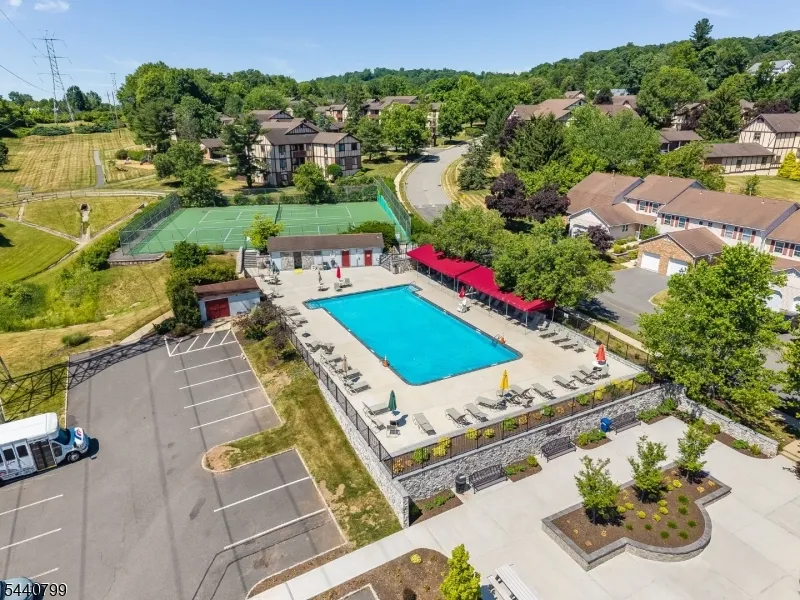15 Kensington Rd #G Unit G Chatham, NJ 07928