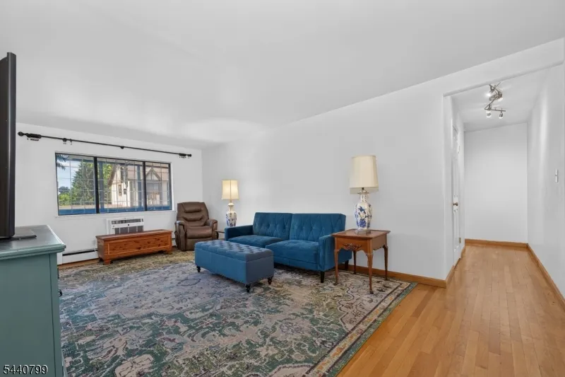 15 Kensington Rd #G Unit G Chatham, NJ 07928
