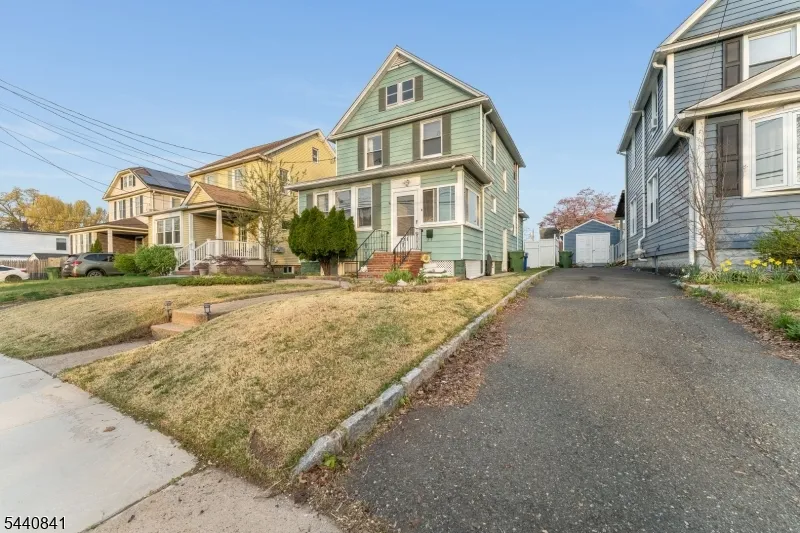 119 Edgewood Rd Linden City, NJ 07036