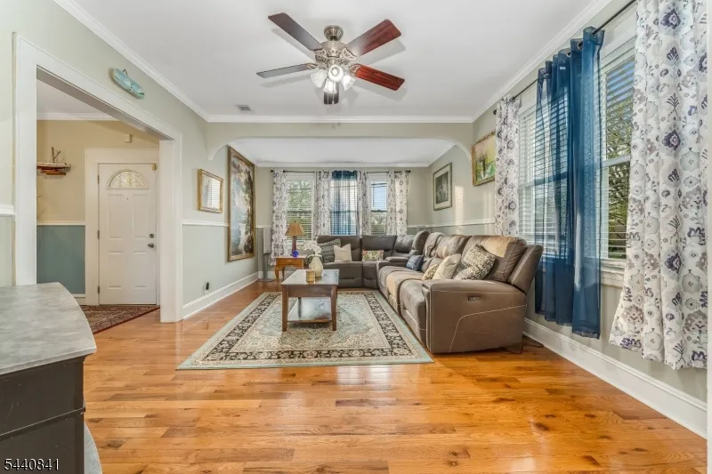 119 Edgewood Rd Linden City, NJ 07036