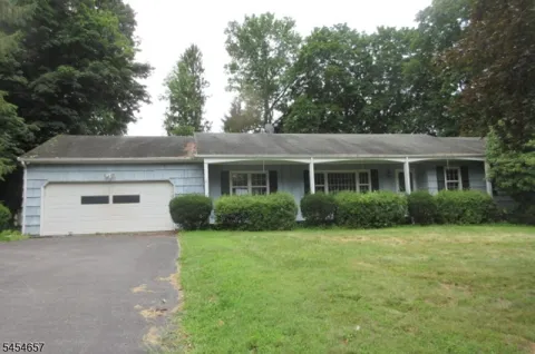 3 Mine Hill Rd