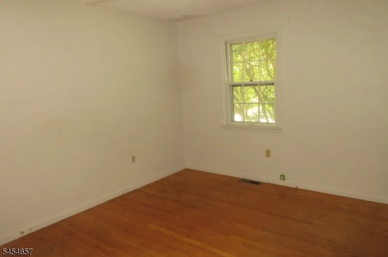 3 Mine Hill Rd Washington, NJ 07882