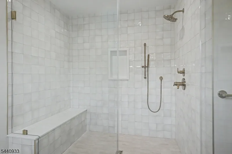 159 Byram Ln Kingwood, NJ 08559