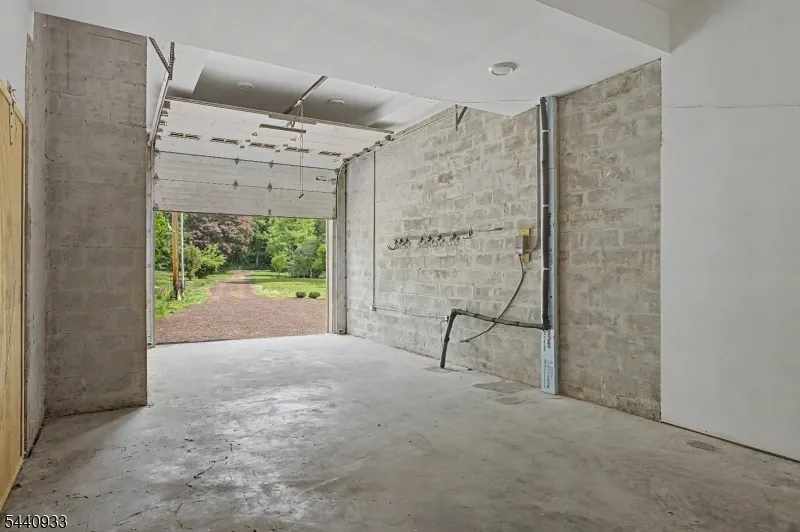 159 Byram Ln Kingwood, NJ 08559