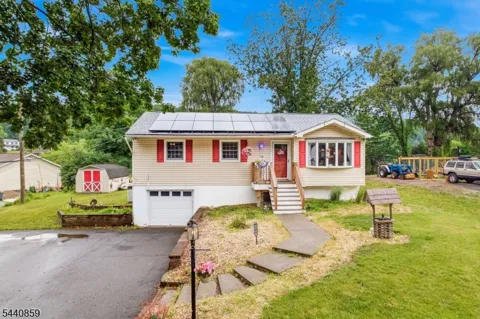 194 Decker Pond Rd