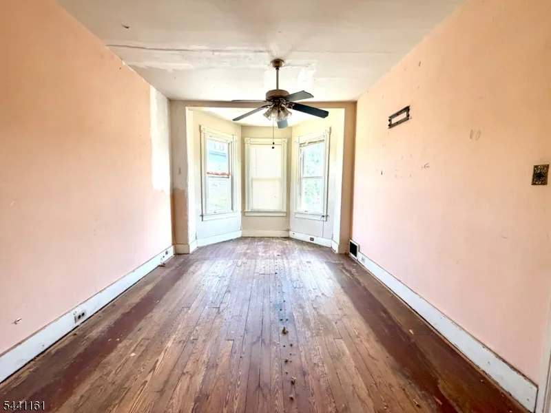 242 Filmore St Phillipsburg Town, NJ 08865