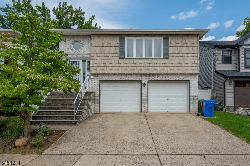 820 Baldwin Ave Linden City, NJ 07036