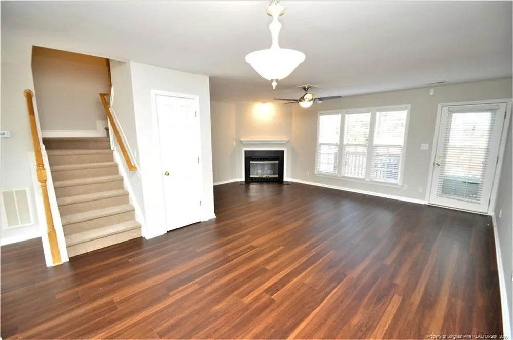402 Knightsborough Way Apex, NC 27502