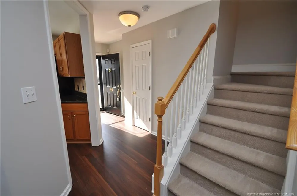 402 Knightsborough Way Apex, NC 27502