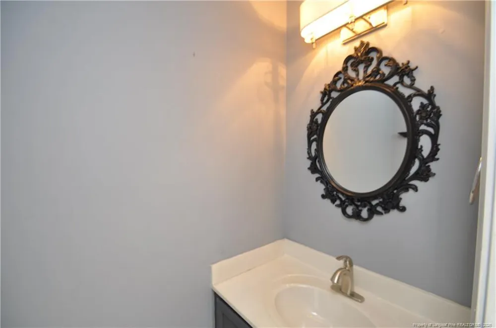 402 Knightsborough Way Apex, NC 27502