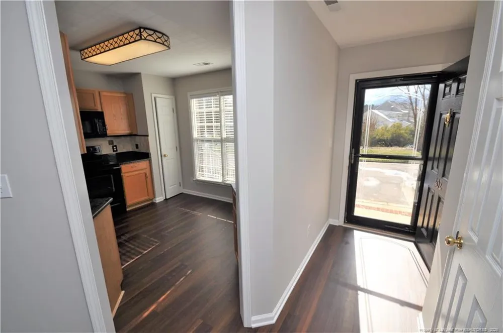 402 Knightsborough Way Apex, NC 27502