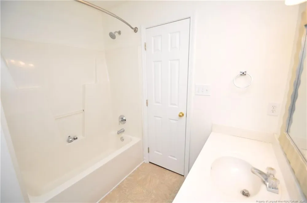 402 Knightsborough Way Apex, NC 27502