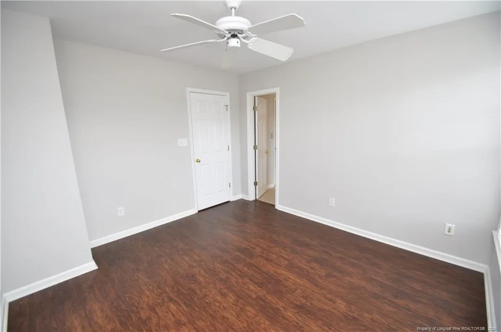 402 Knightsborough Way Apex, NC 27502