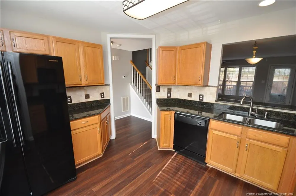 402 Knightsborough Way Apex, NC 27502