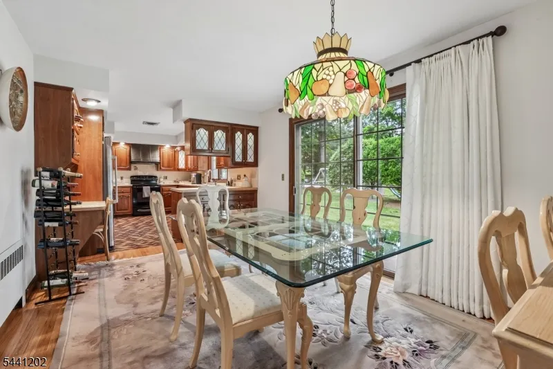 14 Saddle River Ro Woodcliff Lake, NJ 07677