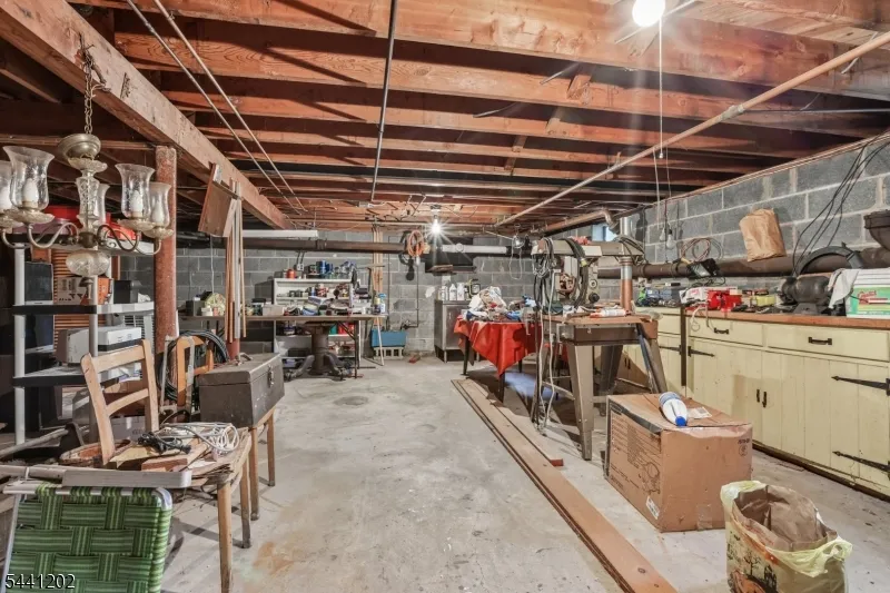 14 Saddle River Ro Woodcliff Lake, NJ 07677