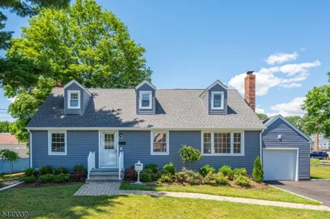 4 Van Duyne Ave