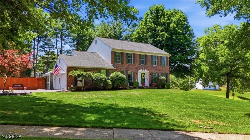 30 Glen Eagles Rd Washington, NJ 07882