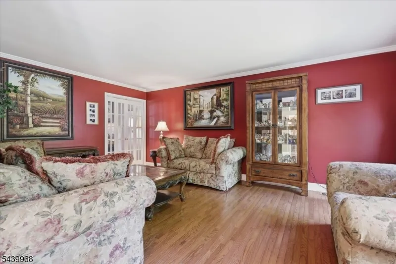 30 Glen Eagles Rd Washington, NJ 07882