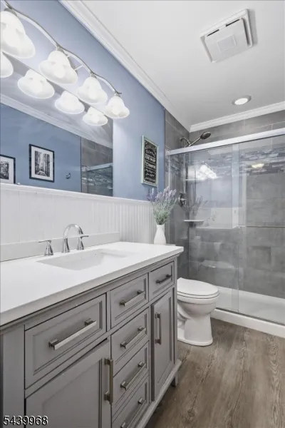 30 Glen Eagles Rd Washington, NJ 07882