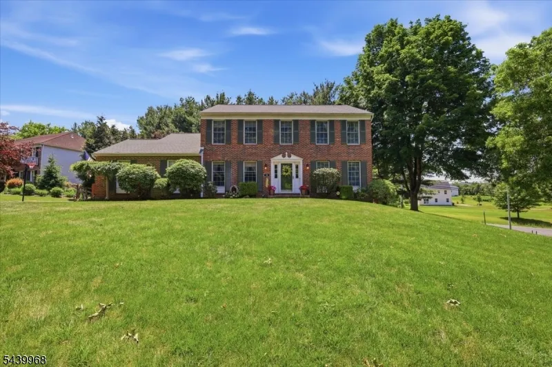 30 Glen Eagles Rd Washington, NJ 07882