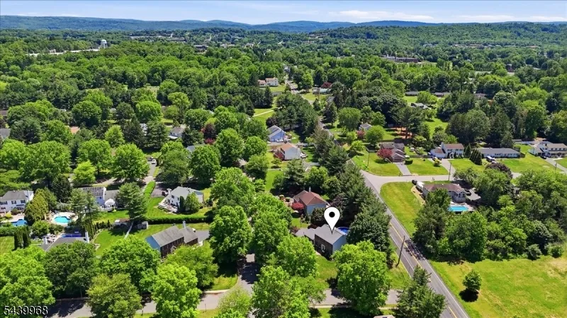 30 Glen Eagles Rd Washington, NJ 07882
