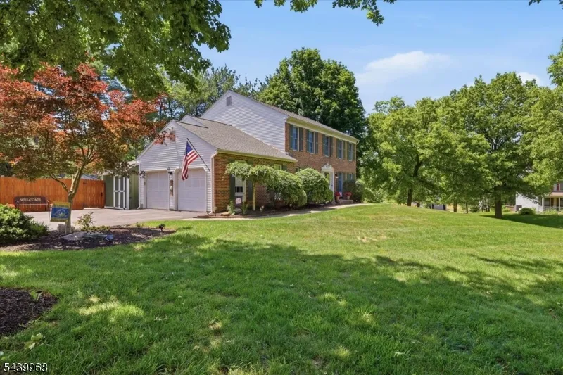 30 Glen Eagles Rd Washington, NJ 07882