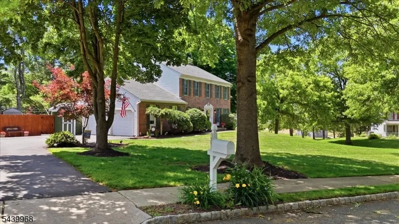 30 Glen Eagles Rd Washington, NJ 07882