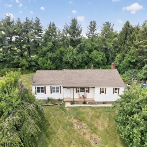 22 Sandra Rd