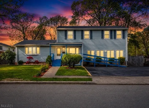 84 Orange St