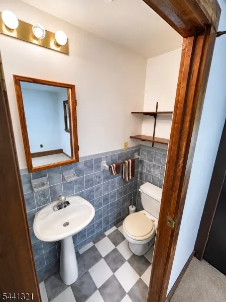 84 Orange St Woodbridge, NJ 07095