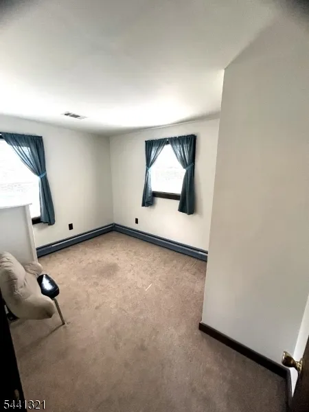 84 Orange St Woodbridge, NJ 07095