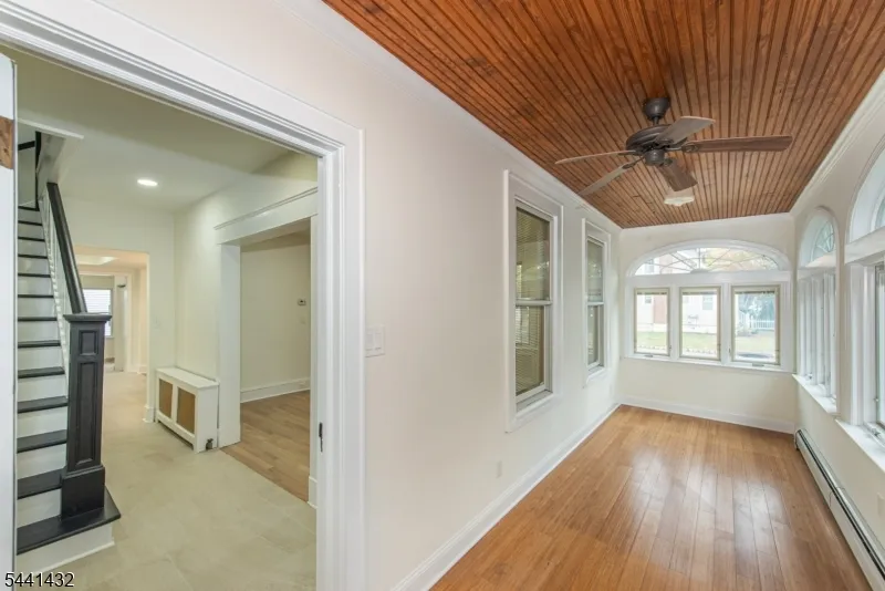 69 W Hanover Ave Morris Plains, NJ 07950