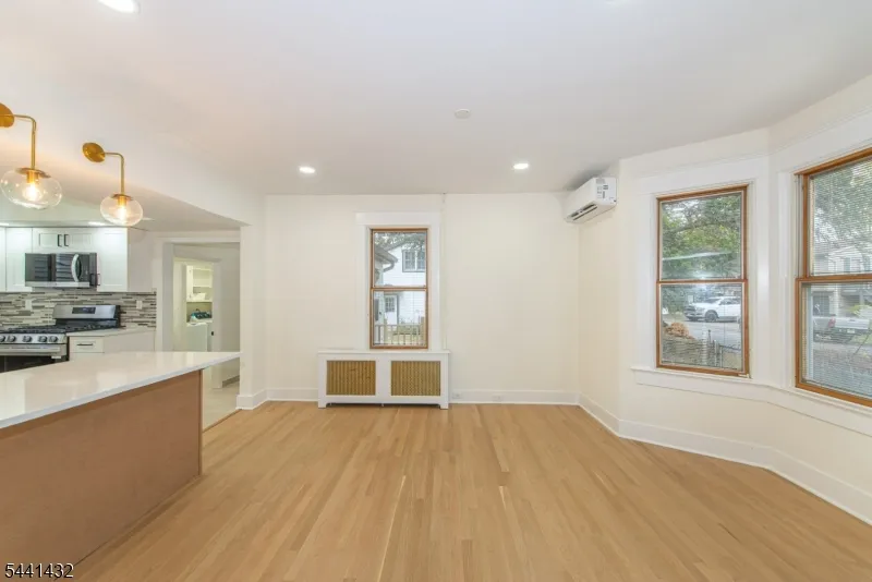 69 W Hanover Ave Morris Plains, NJ 07950