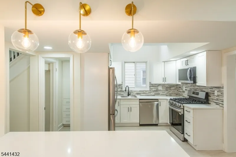 69 W Hanover Ave Morris Plains, NJ 07950