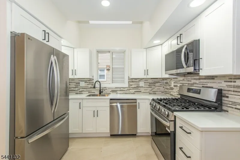 69 W Hanover Ave Morris Plains, NJ 07950
