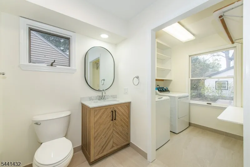 69 W Hanover Ave Morris Plains, NJ 07950