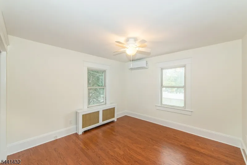 69 W Hanover Ave Morris Plains, NJ 07950