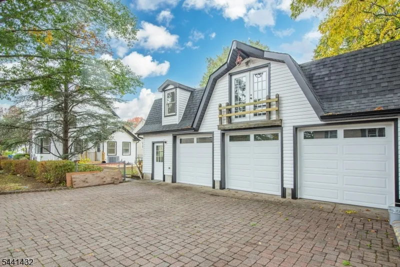 69 W Hanover Ave Morris Plains, NJ 07950
