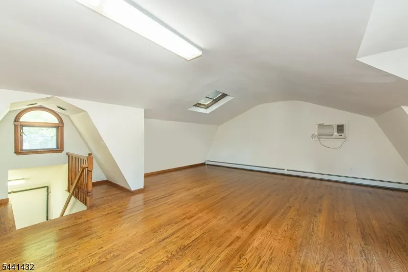 69 W Hanover Ave Morris Plains, NJ 07950